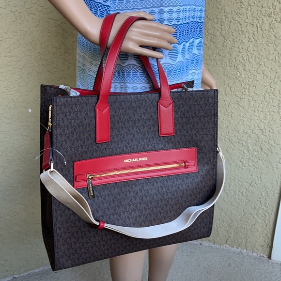 Michael Kors Kenly Large Tote - Picture 12 of 15